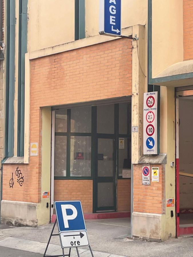 Stop&Go Station Bologna House Self Check In - Fiera Alta Velocita' エクステリア 写真